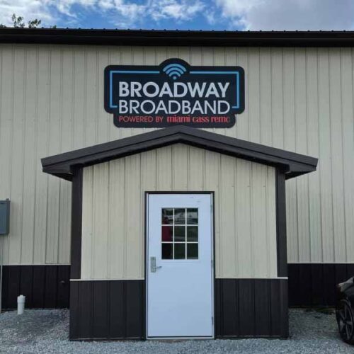 broadway-broadband-sign-panel