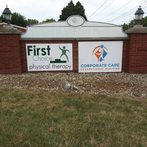 multi-tenant-sign-panels