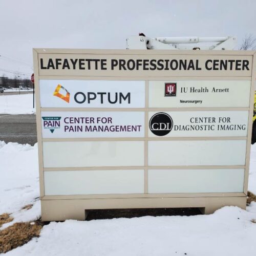 optum-multi-tenant-sign-panel
